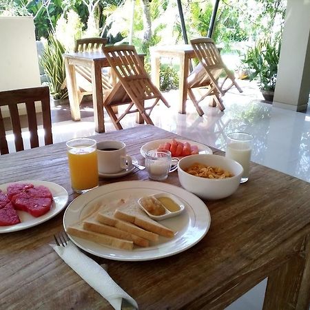Kemuning Kuta Hotel Buitenkant foto