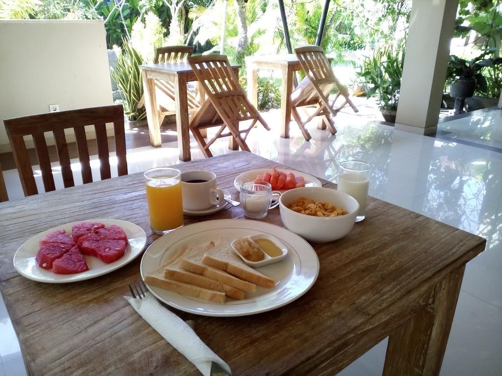 Kemuning Kuta Hotel Buitenkant foto