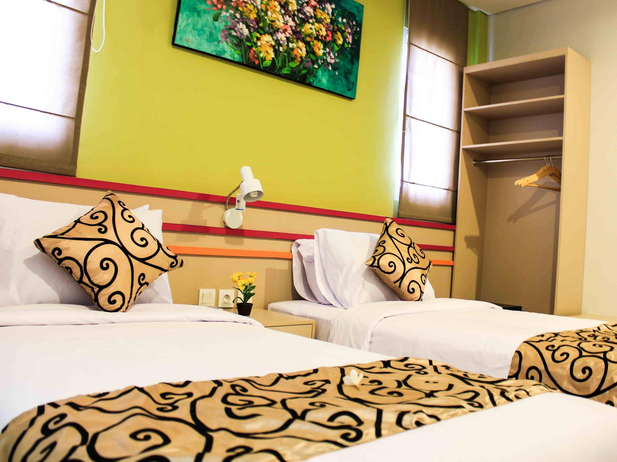 Kemuning Kuta Hotel Buitenkant foto