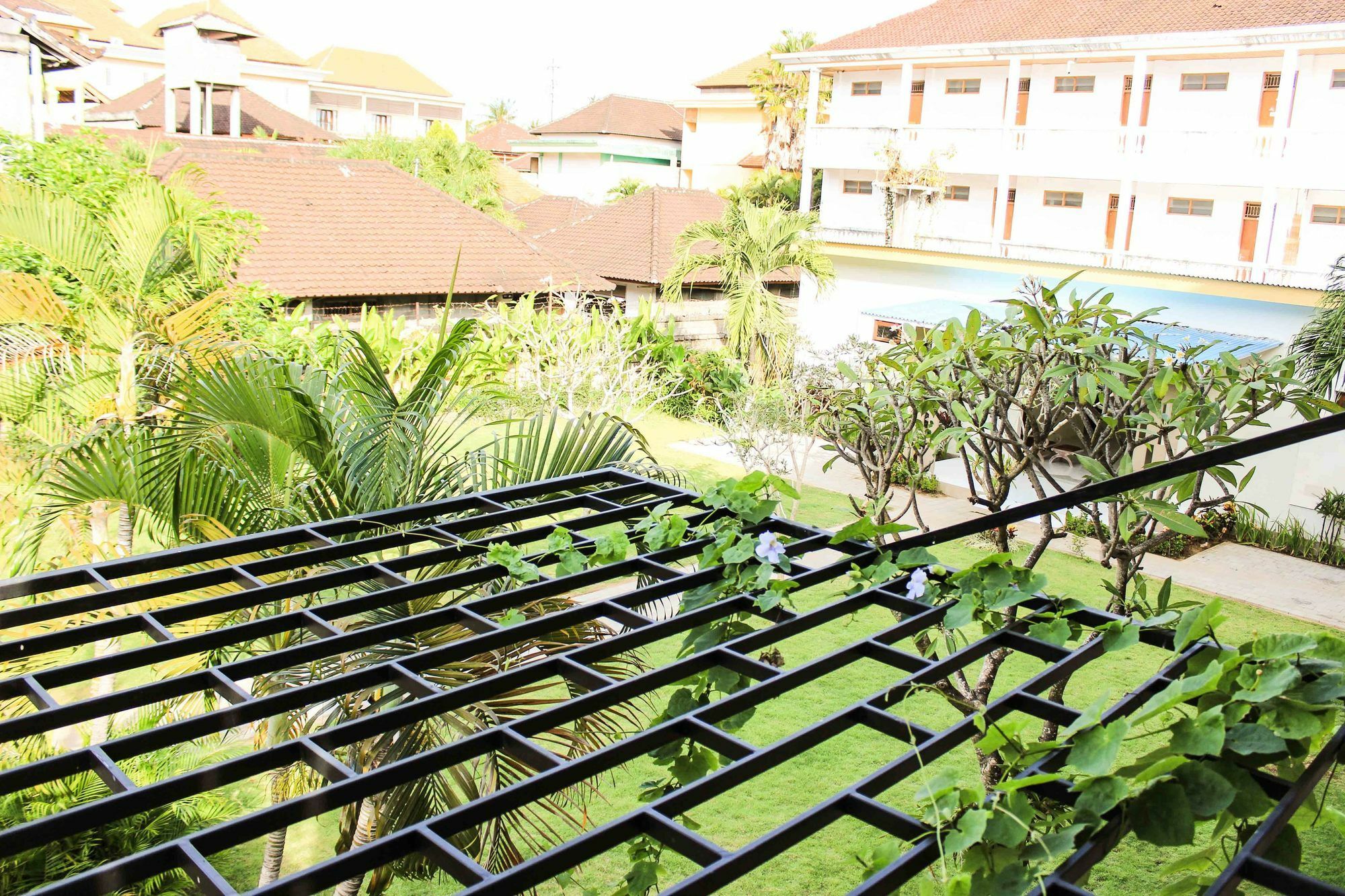 Kemuning Kuta Hotel Buitenkant foto